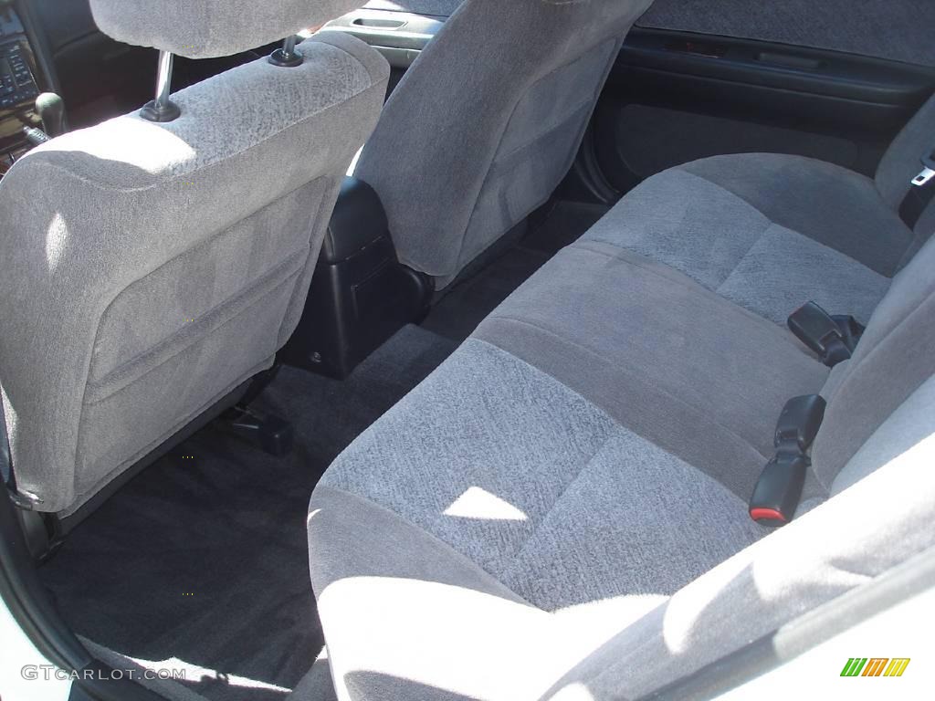 1996 I 30 - Arctic White Pearl / Gray photo #4