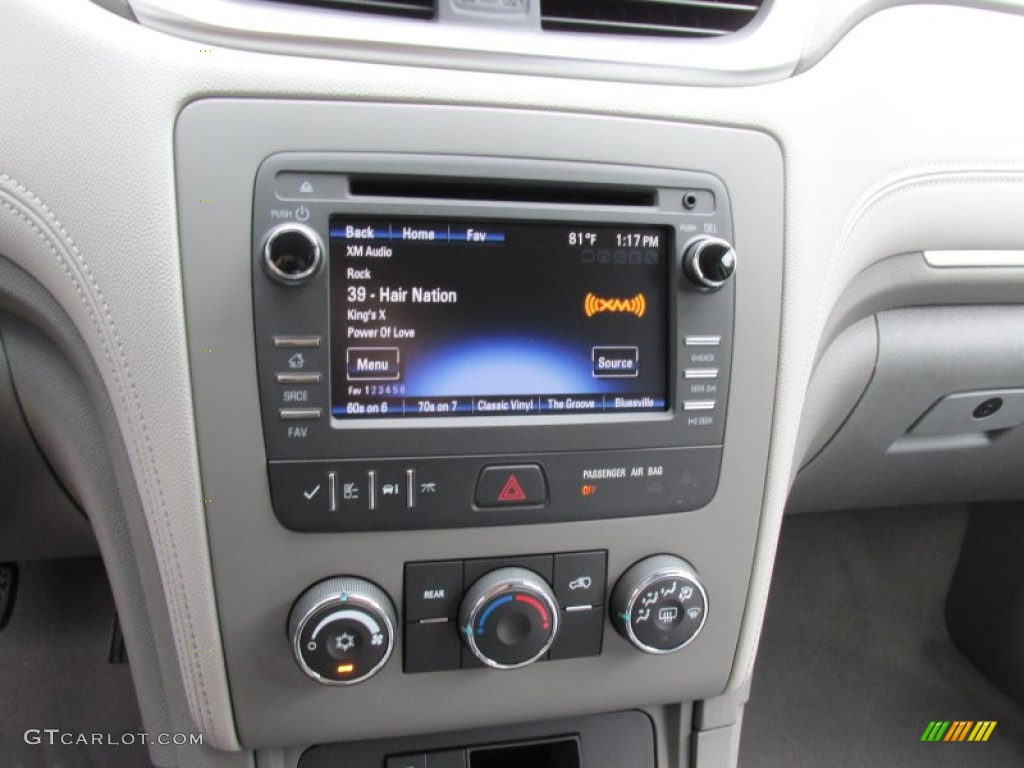 2015 Chevrolet Traverse LS Controls Photo #96681853