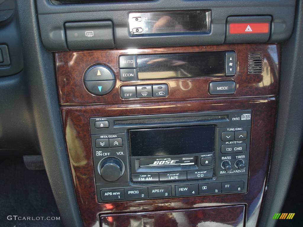 1996 I 30 - Arctic White Pearl / Gray photo #12