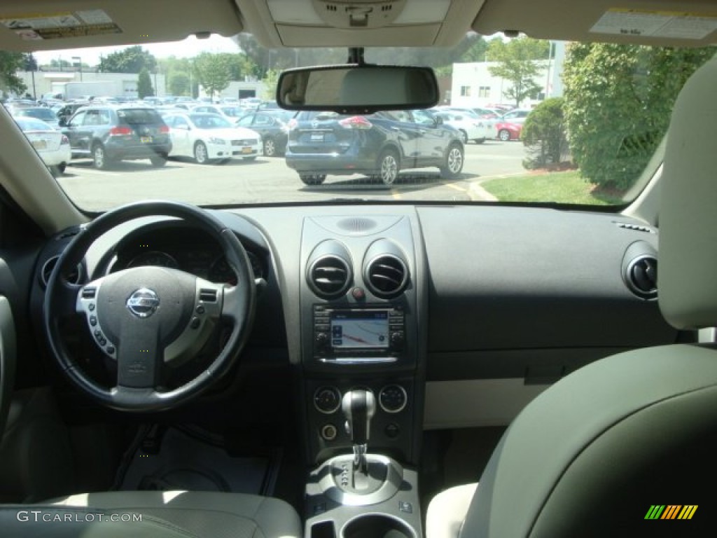 2011 Rogue SV AWD - Gotham Gray Metallic / Gray photo #11
