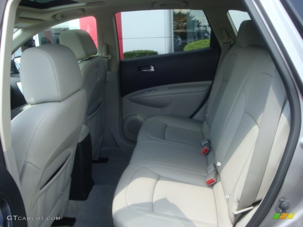 2011 Rogue SV AWD - Gotham Gray Metallic / Gray photo #15