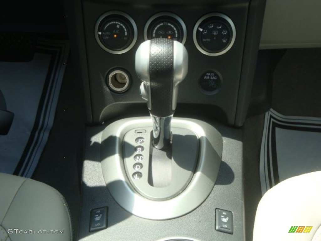 2011 Rogue SV AWD - Gotham Gray Metallic / Gray photo #22