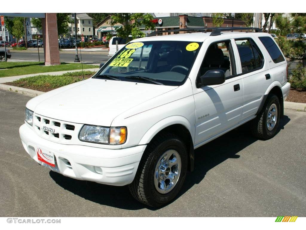 2002 Rodeo LS 4WD - Alpine White / Gray photo #1