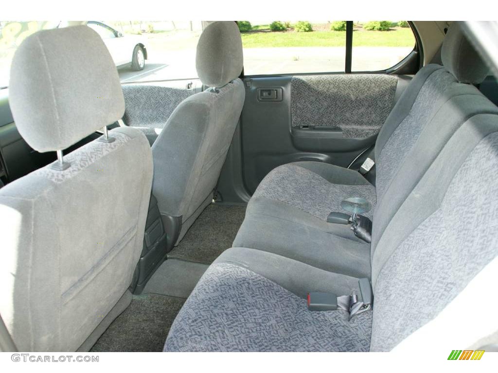 2002 Rodeo LS 4WD - Alpine White / Gray photo #12