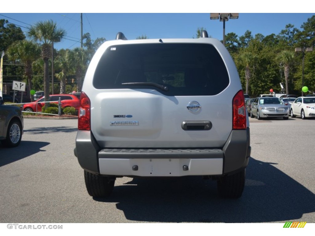 2014 Xterra X - Brilliant Silver / Gray photo #4