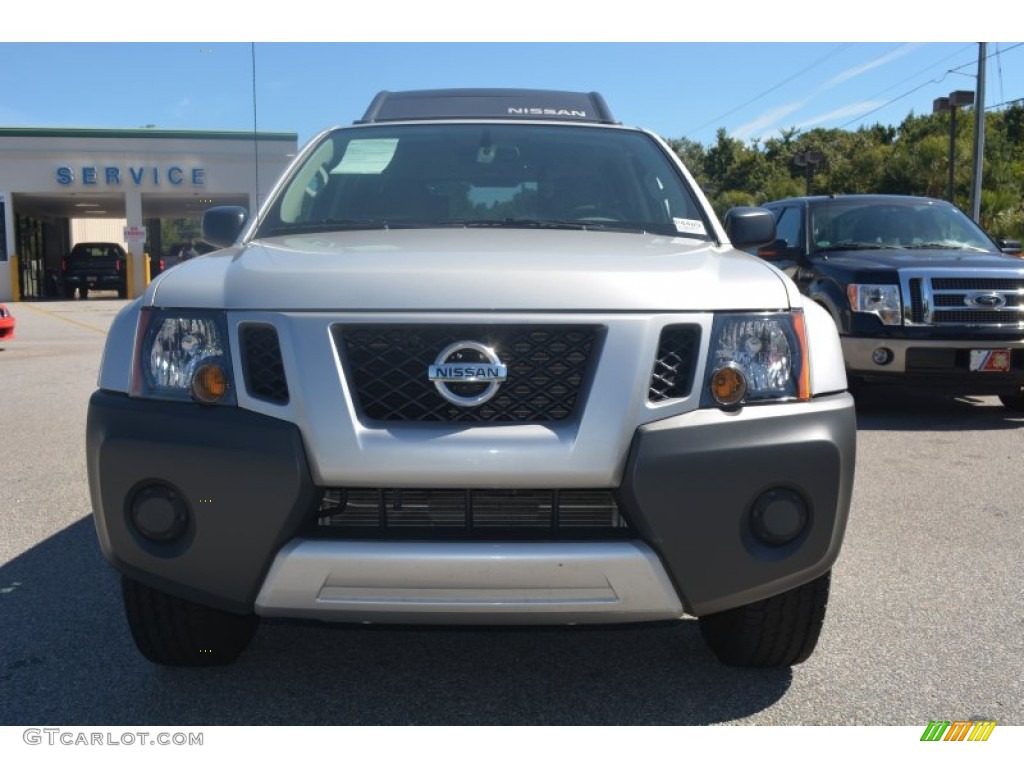 2014 Xterra X - Brilliant Silver / Gray photo #8