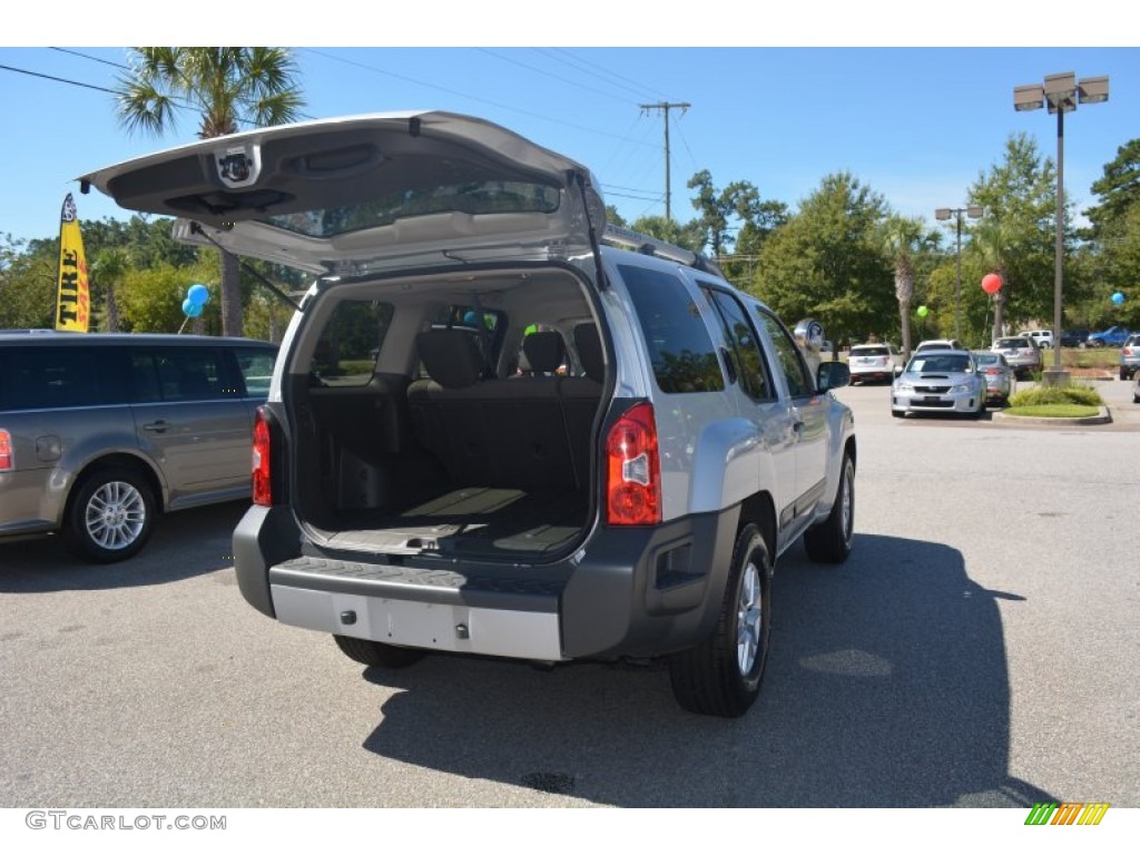 2014 Xterra X - Brilliant Silver / Gray photo #17
