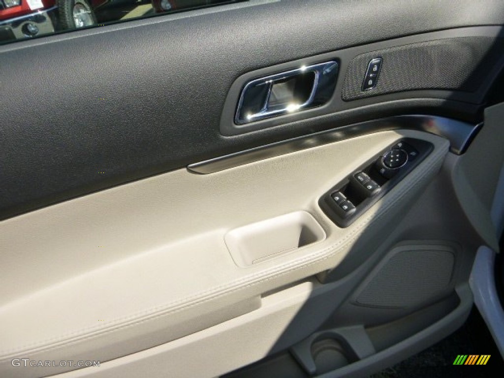 2015 Explorer 4WD - Oxford White / Medium Light Stone photo #11
