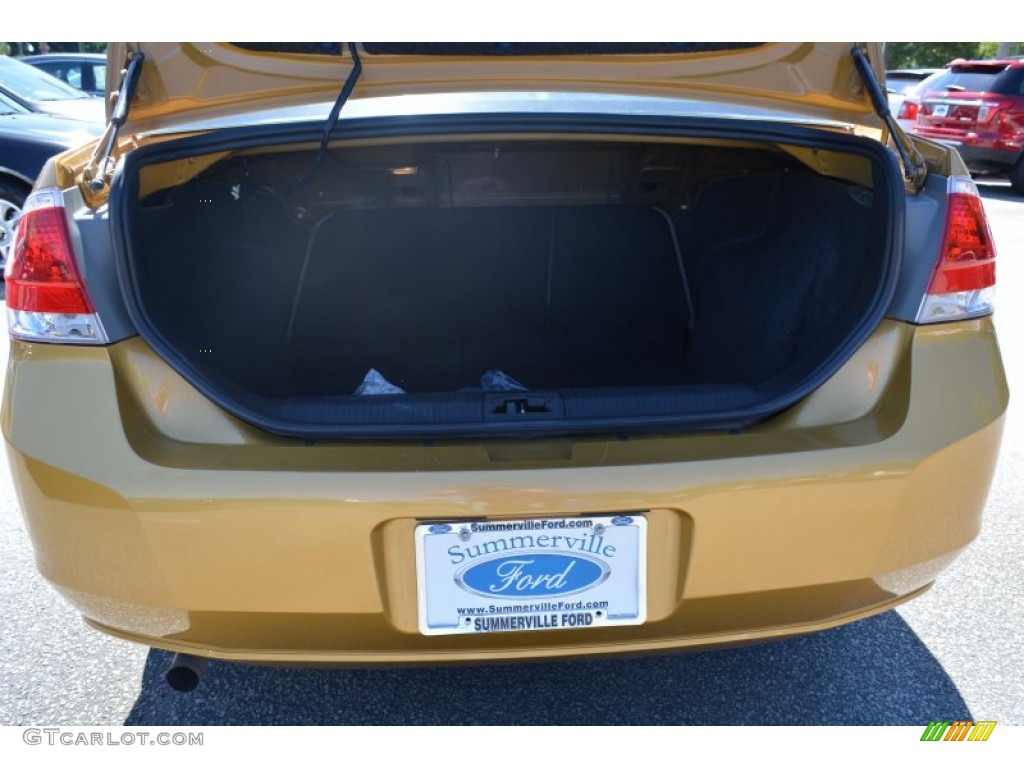 2009 Focus SE Sedan - Amber Gold Metallic / Medium Stone photo #22