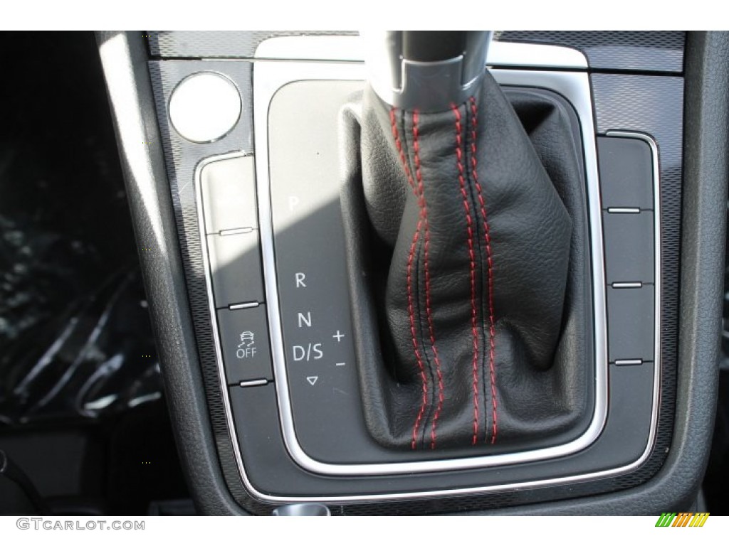 2015 Volkswagen Golf GTI 4-Door 2.0T SE Controls Photo #96701266