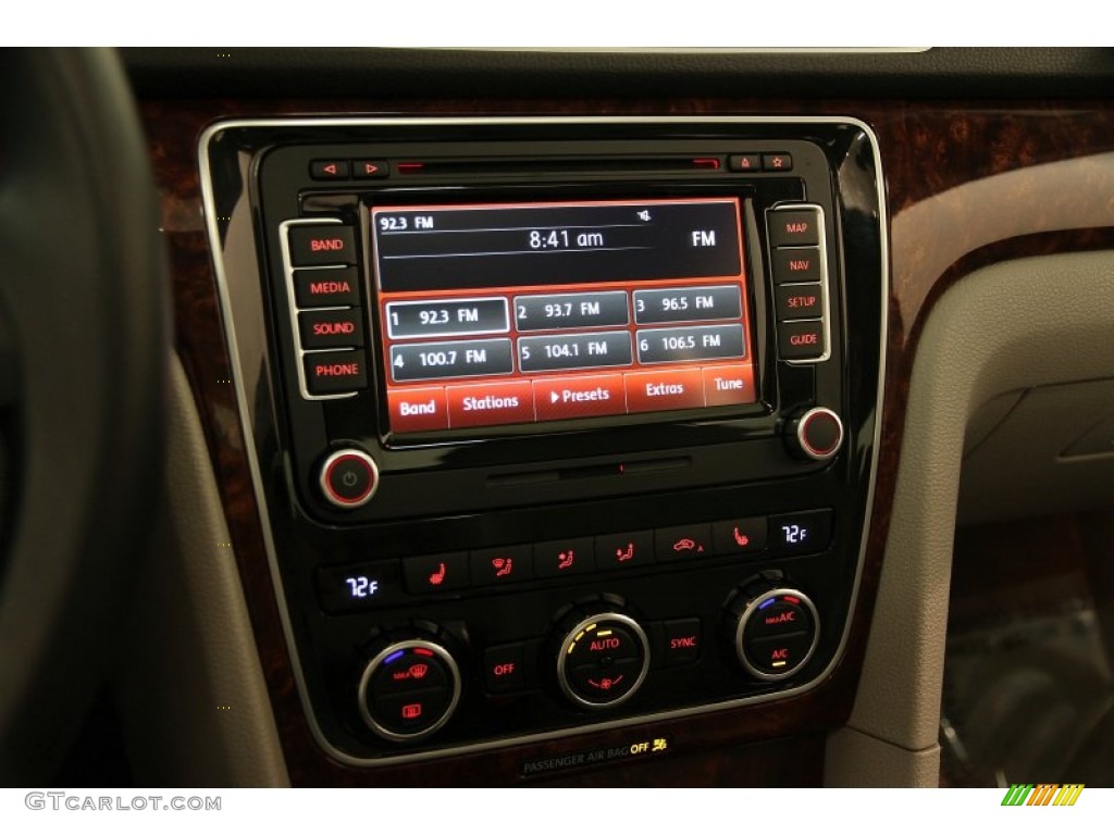 2013 Volkswagen Passat V6 SEL Controls Photo #96701431