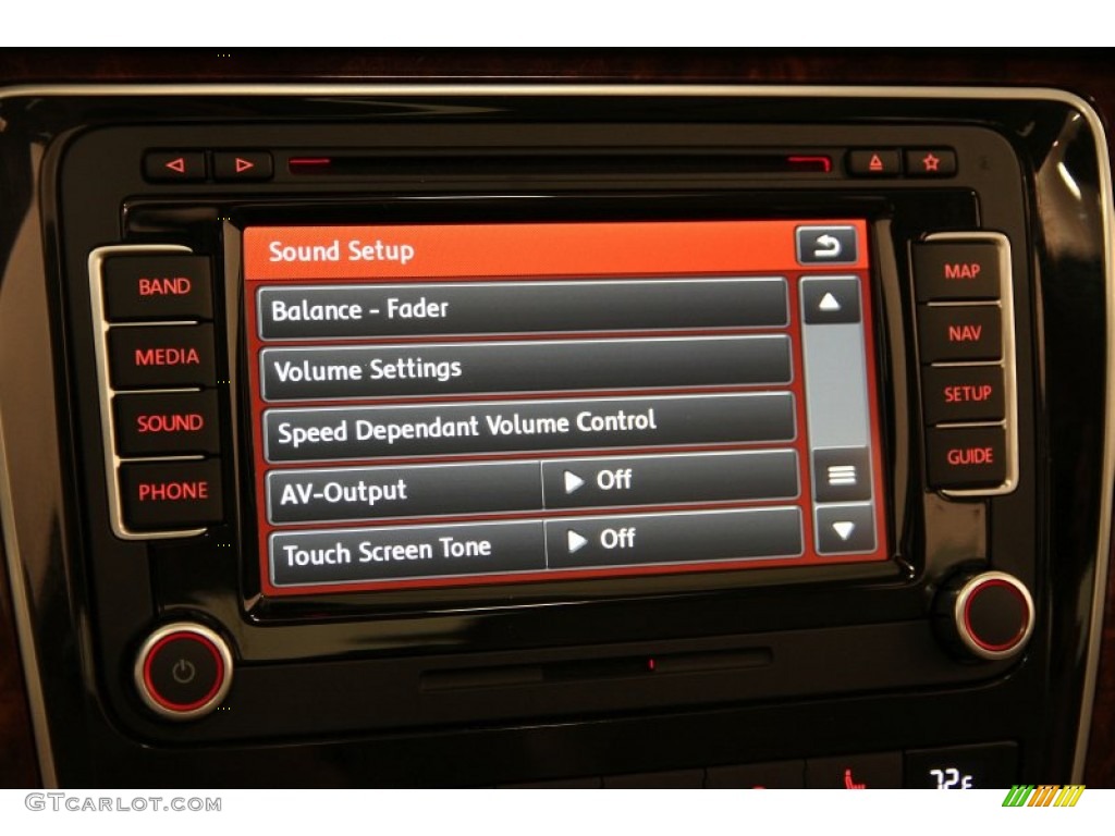 2013 Volkswagen Passat V6 SEL Controls Photo #96701479