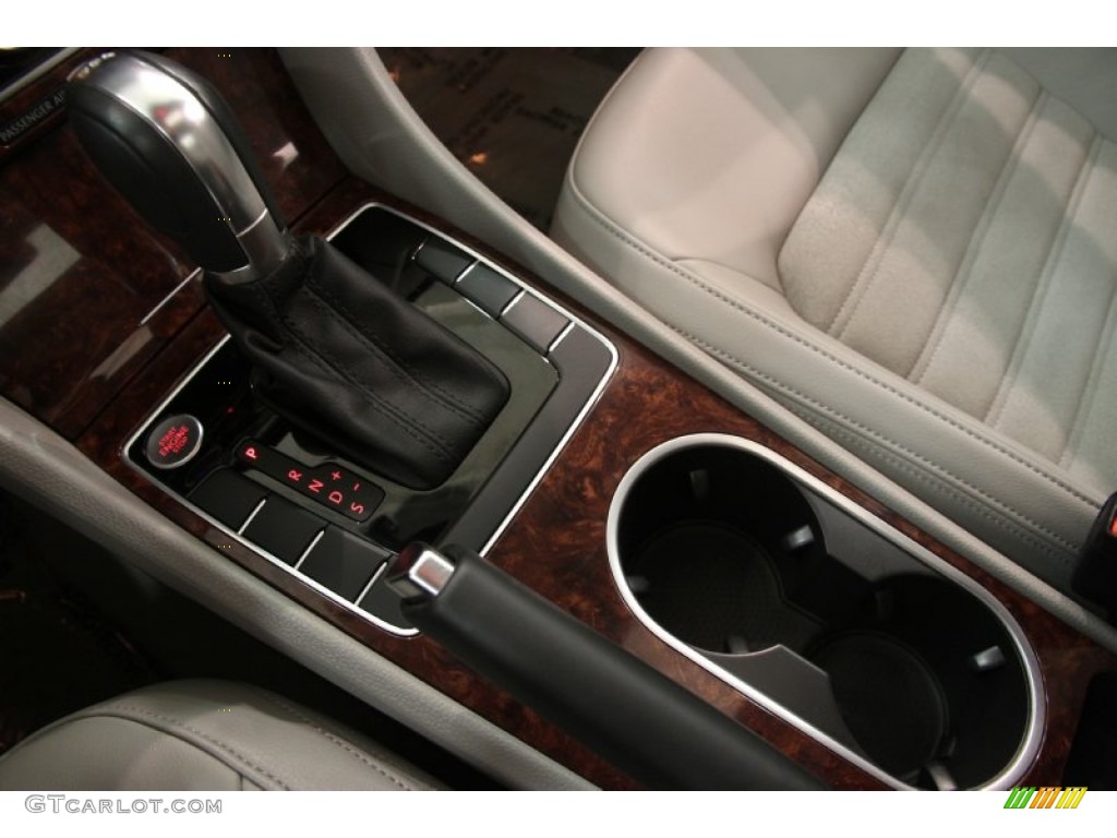 2013 Volkswagen Passat V6 SEL Transmission Photos