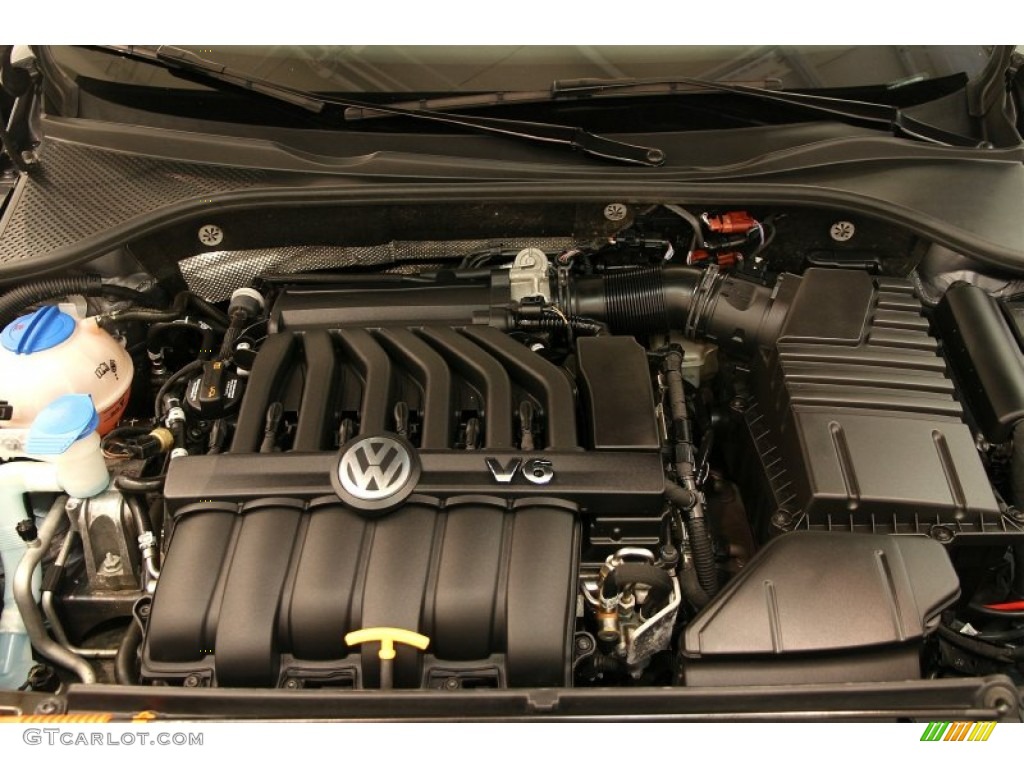 2013 Volkswagen Passat V6 SEL Engine Photos