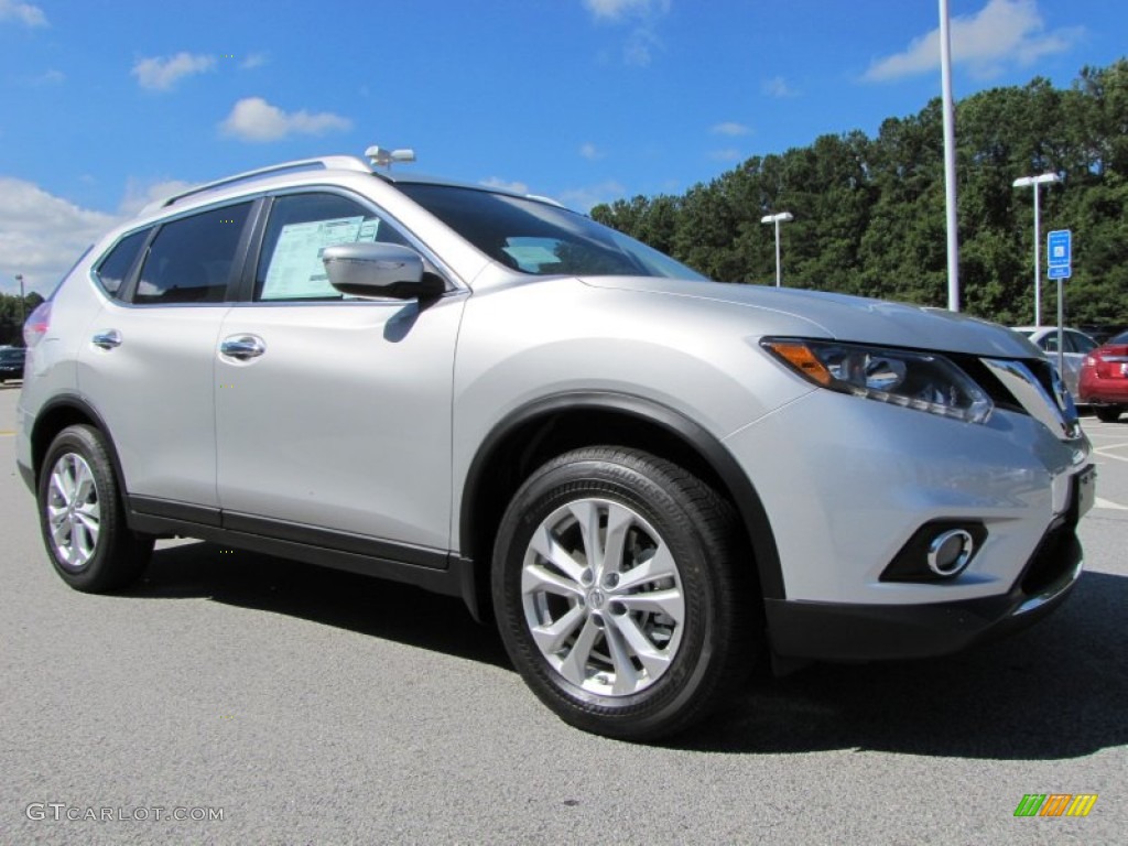 2014 Nissan Rogue SV Exterior Photos