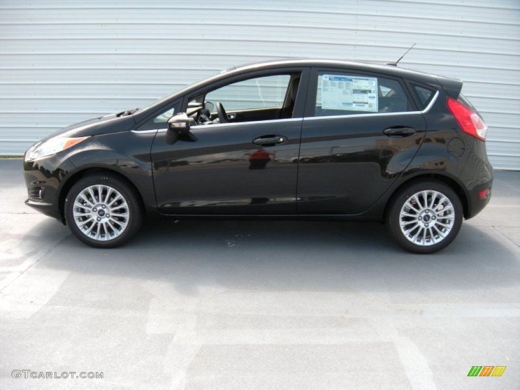 2015 Fiesta Titanium Hatchback - Tuxedo Black Metallic / Charcoal Black photo #6
