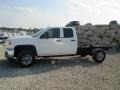 Summit White - Sierra 2500HD Double Cab Chassis Photo No. 3