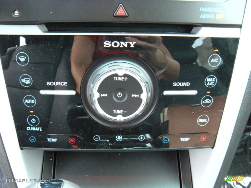 2015 Explorer Limited - Magnetic / Charcoal Black photo #33