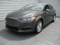 2015 Magnetic Metallic Ford Fusion SE  photo #7