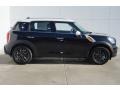 Absolute Black Metallic - Cooper Countryman Photo No. 2