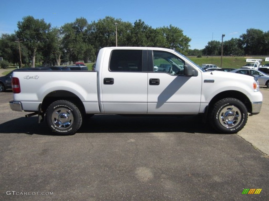 2006 F150 XLT SuperCrew 4x4 - Oxford White / Medium/Dark Flint photo #19