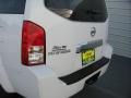 2006 Avalanche White Nissan Pathfinder SE  photo #20