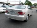 Alabaster Metallic - ES 300 Photo No. 9