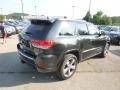 Brilliant Black Crystal Pearl - Grand Cherokee Overland 4x4 Photo No. 6