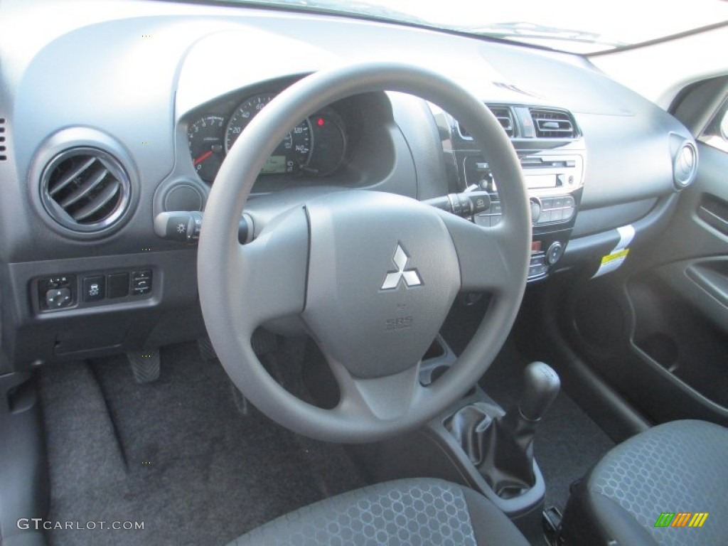 2015 Mitsubishi Mirage DE Black Dashboard Photo #96730509