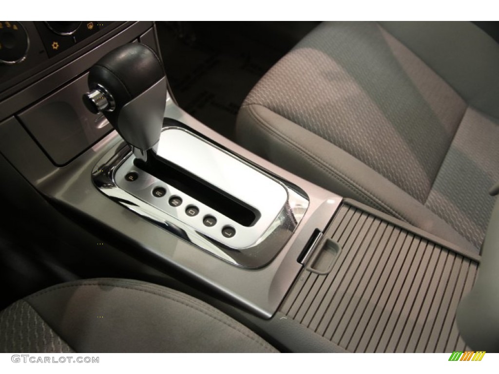 2008 Saturn Aura XE Transmission Photos