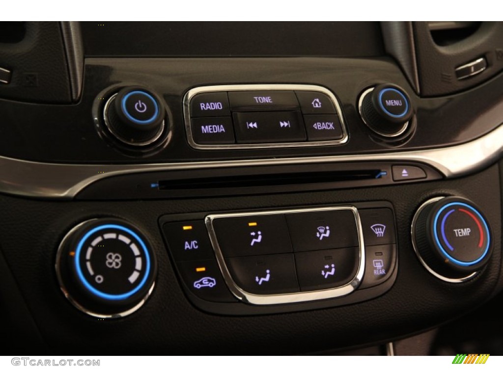 2014 Chevrolet Impala LS Controls Photos