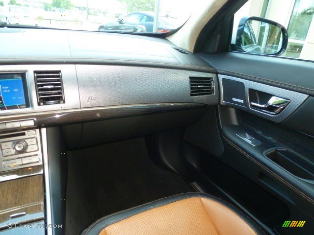 2010 Jaguar XF XFR Sport Sedan Dashboard Photos
