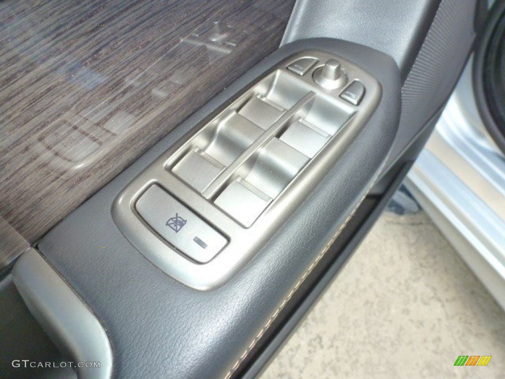 2010 Jaguar XF XFR Sport Sedan Controls Photo #96744610