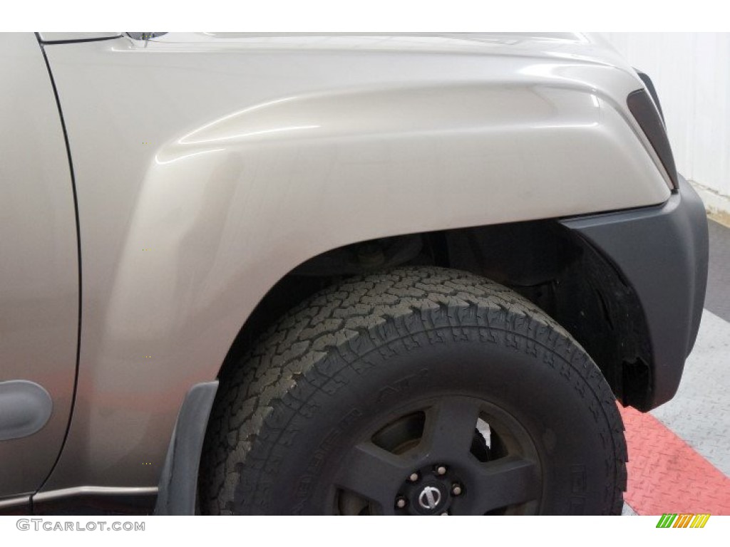 2005 Xterra SE 4x4 - Granite Metallic / Steel/Graphite photo #36