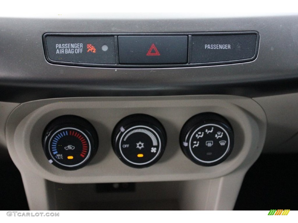 2012 Mitsubishi Lancer ES Controls Photo #96747520