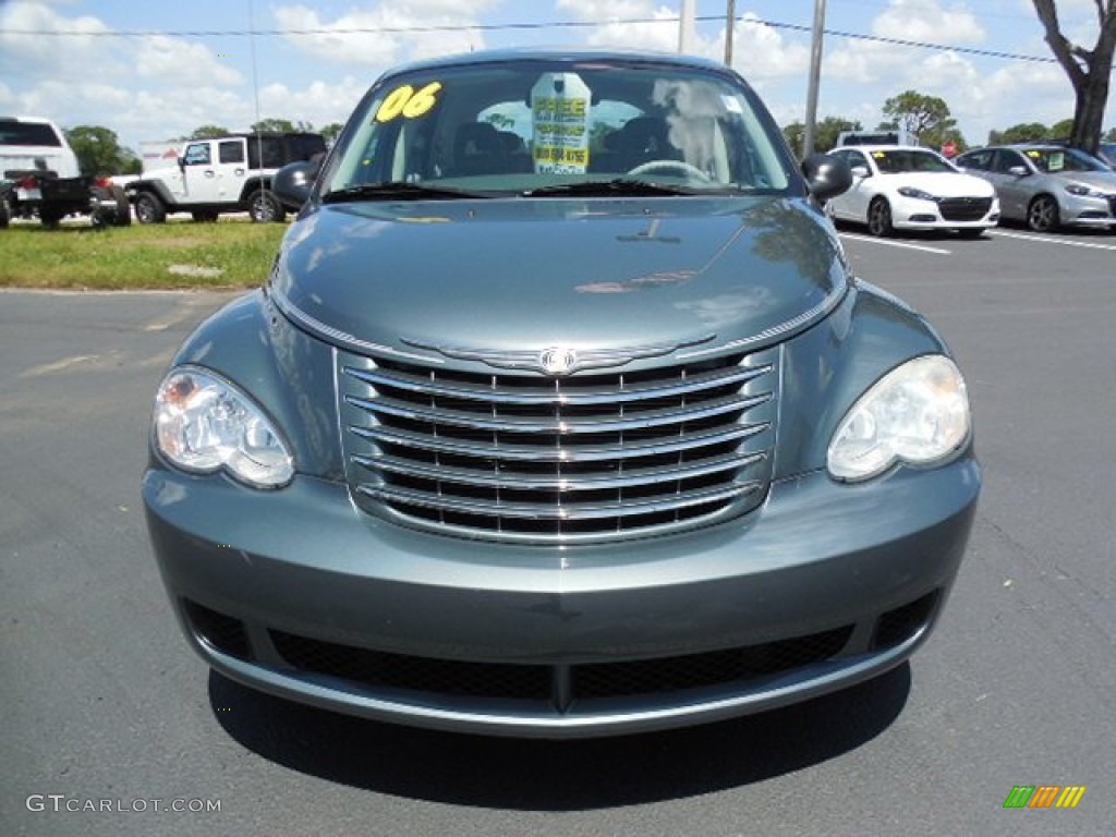 2006 PT Cruiser  - Magnesium Green Pearl / Pastel Slate Gray photo #14