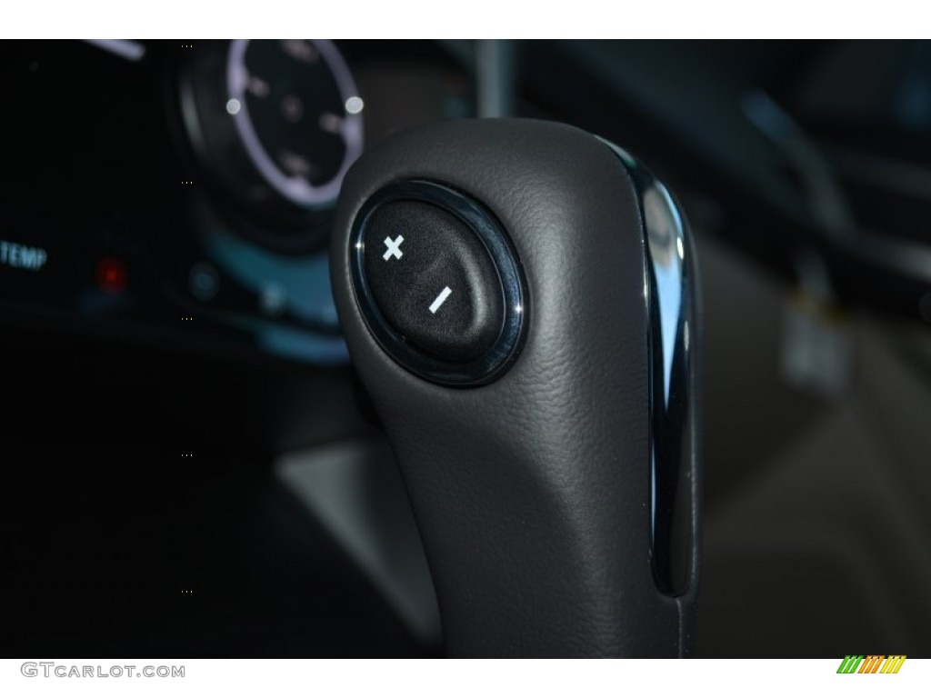 2015 Explorer Limited 4WD - Dark Side / Medium Light Stone photo #24