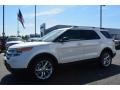 2015 White Platinum Ford Explorer XLT  photo #3