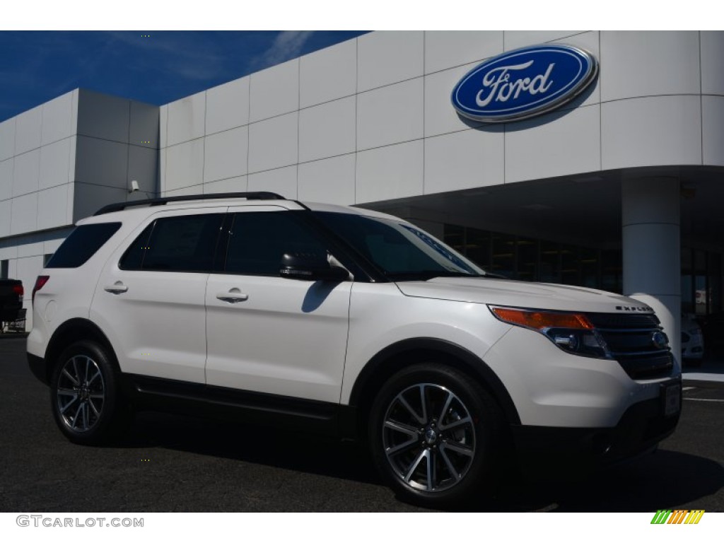 White Platinum 2015 Ford Explorer XLT Exterior Photo #96750643