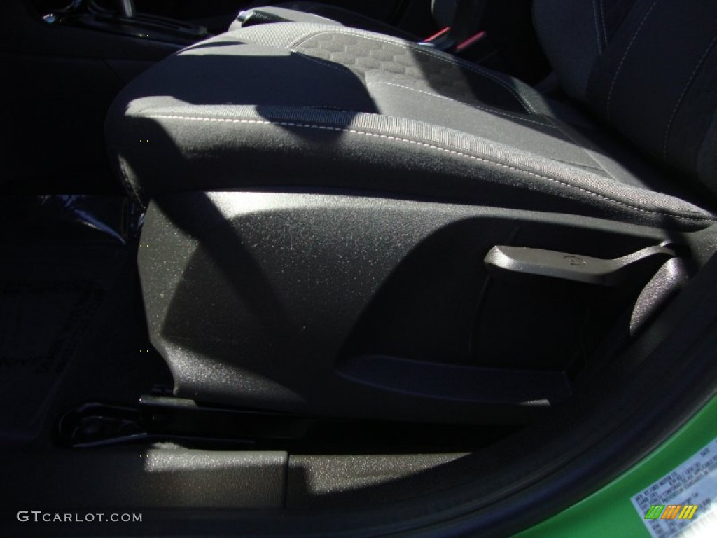 2014 Fiesta SE Hatchback - Green Envy / Charcoal Black photo #20