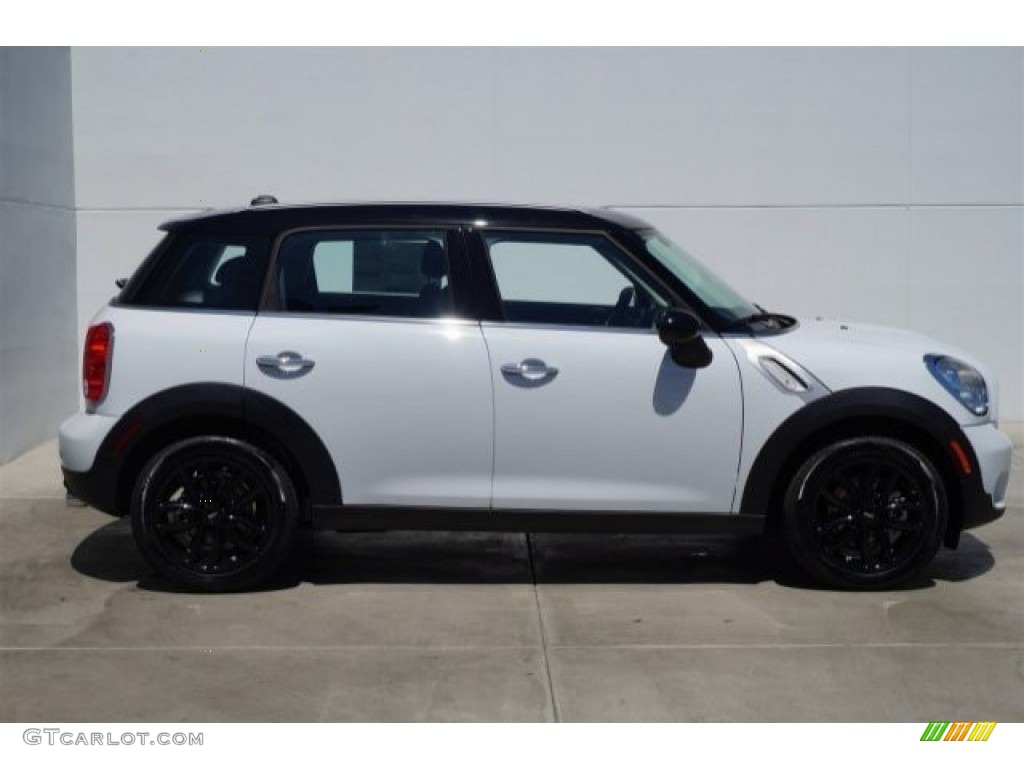 Light White 2015 Mini Countryman Cooper Exterior Photo #96757321