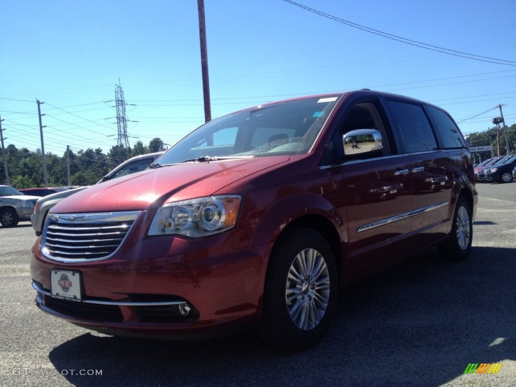 2015 Town & Country Limited Platinum - Deep Cherry Red Crystal Pearl / Black/Light Graystone photo #1