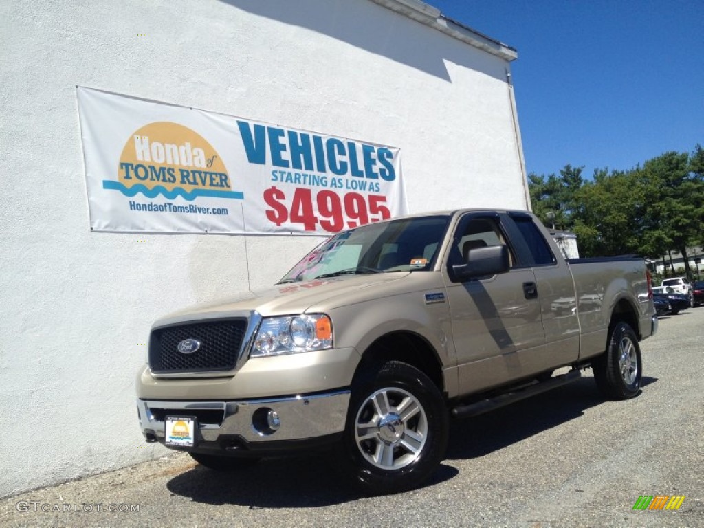 2007 F150 XLT SuperCab 4x4 - Pueblo Gold Metallic / Tan photo #1