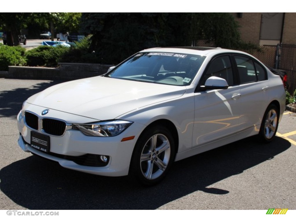 2014 3 Series 328i xDrive Sedan - Alpine White / Black photo #6