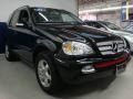 Black - ML 350 4Matic Photo No. 3