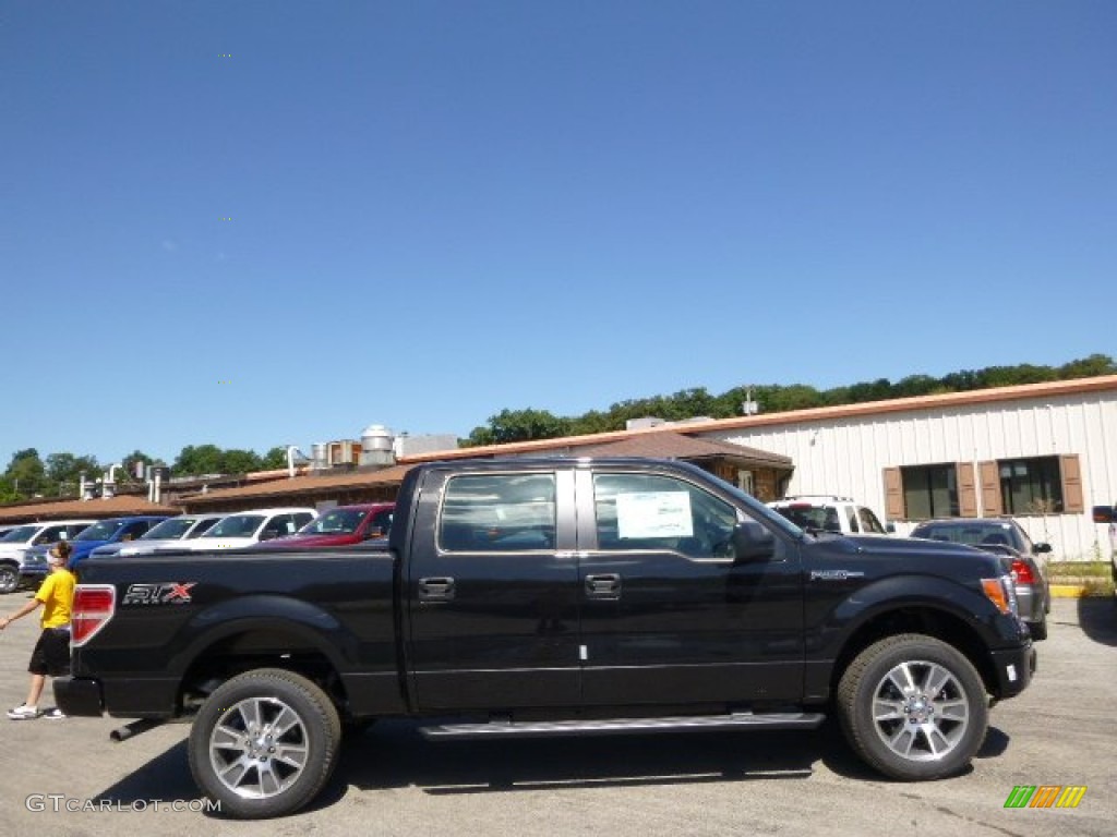 Tuxedo Black Ford F150