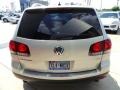White Gold Metallic - Touareg 2 VR6 Photo No. 6
