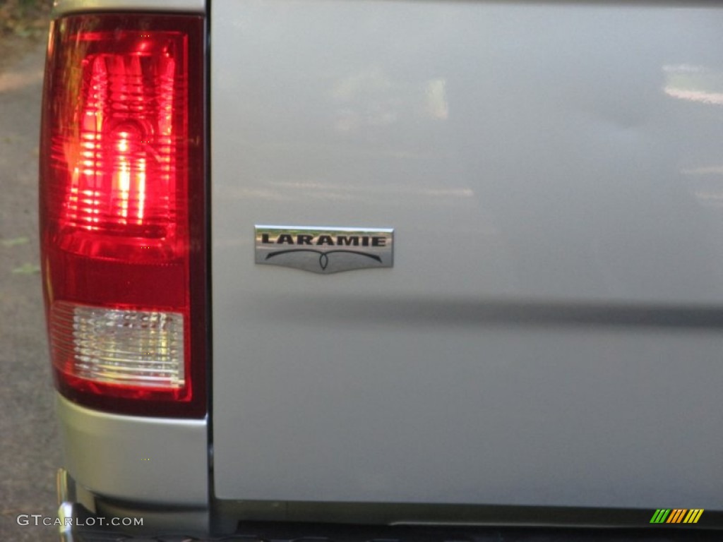 2009 Ram 1500 Laramie Crew Cab 4x4 - Bright Silver Metallic / Dark Slate/Medium Graystone photo #18