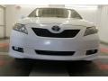Super White - Camry SE Photo No. 3