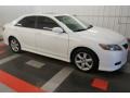 Super White - Camry SE Photo No. 5